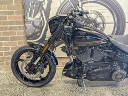 2017 Harley-Davidson CVO Pro Street Breakout (FXSE) CVO Black