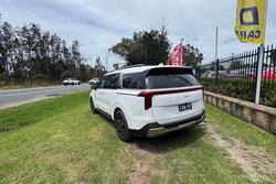 2024 Kia Carnival GT-Line HEV
