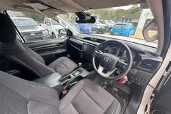 2021 Toyota Hilux SR