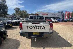 2020 Toyota Hilux SR