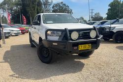 2020 Toyota Hilux SR