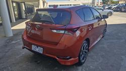 2015 Toyota Corolla SX