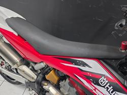 2013 HUSQVARNA TE449 Red