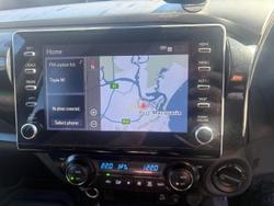 2022 Toyota Hilux SR5