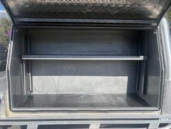 2022 Toyota Hilux SR5