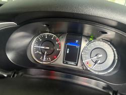 2022 Toyota Hilux SR5