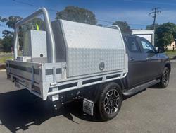 2022 Toyota Hilux SR5