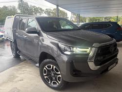 2022 Toyota Hilux SR5
