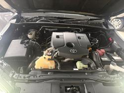 2022 Toyota Hilux SR5