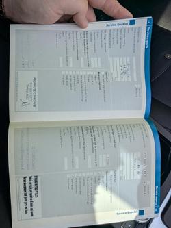 2011 Mercedes-Benz C-Class C250 BlueEFFICIENCY Avantgarde W204 MY11 Calcite white