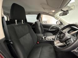 2024 Mitsubishi Pajero Sport GLX