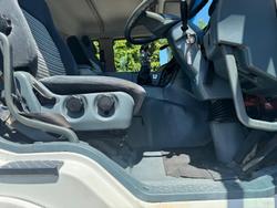 2003 Mitsubishi Fv 500 WHITE