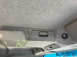 2003 Mitsubishi Fv 500 WHITE