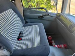 2003 Mitsubishi Fv 500 WHITE