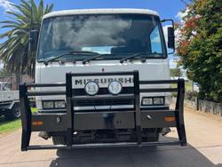 2003 Mitsubishi Fv 500 WHITE