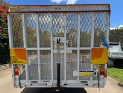 2003 Mitsubishi Fv 500 WHITE