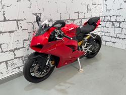 2024 Ducati Panigale V2 Panigale Red