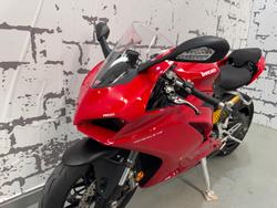 2024 Ducati Panigale V2 Panigale Red