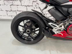 2024 Ducati Panigale V2 Panigale Red