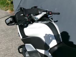 2024 BMW Motorrad R 1250 RT Alpine White 3