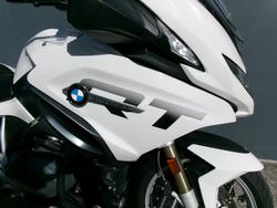 2024 BMW Motorrad R 1250 RT Alpine White 3
