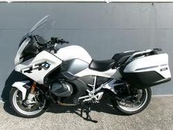 2024 BMW Motorrad R 1250 RT Alpine White 3
