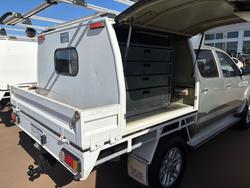 2012 Toyota Hilux HILUX 4x4 3.0L T/D D/C M/T SR5 1R61250 001 Sterling Silver