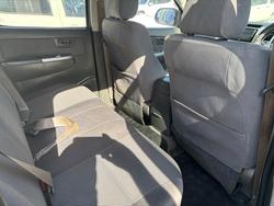 2012 Toyota Hilux HILUX 4x4 3.0L T/D D/C M/T SR5 1R61250 001