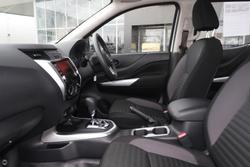 2025 Nissan Navara SL D23 MY25 4x2 Solid White