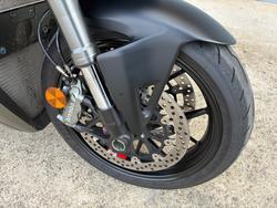 2023 DUCATI PANIGALE V2 Green