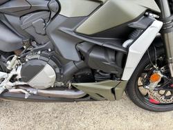 2023 DUCATI PANIGALE V2 Green