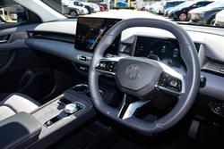 2025 MG MGS5 EV Excite 49