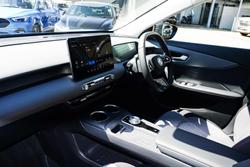 2025 MG MGS5 EV Excite 49