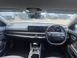 2025 Kia K4 S
