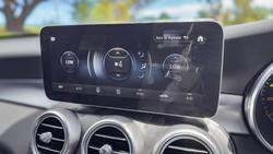 2019 Mercedes-Benz GLC-Class GLC300