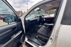 2020 Toyota Hilux SR