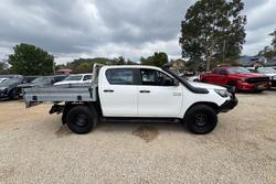 2020 Toyota Hilux SR