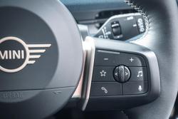 2024 MINI Aceman SE Favoured