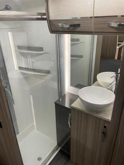 2024 Avan Ovation M7