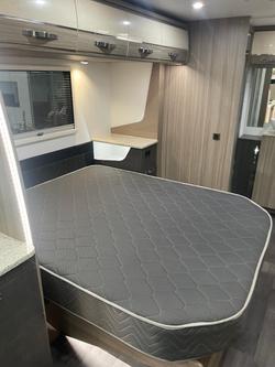 2024 Avan Ovation M7