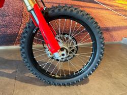 2025 Honda CRF250R CRF Red