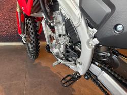 2025 Honda CRF250R CRF Red