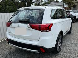 2018 Mitsubishi Outlander ES ADAS