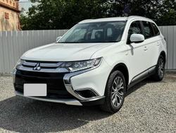 2018 Mitsubishi Outlander ES ADAS