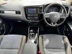 2018 Mitsubishi Outlander ES ADAS