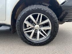 2019 Toyota Hilux SR5