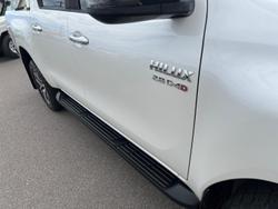 2019 Toyota Hilux SR5