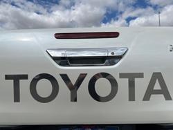 2019 Toyota Hilux SR5