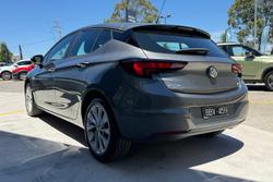 2019 Holden Astra R