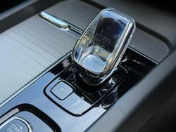 2024 Volvo XC60 Ultimate B5 Bright MY24 AWD Onyx Black